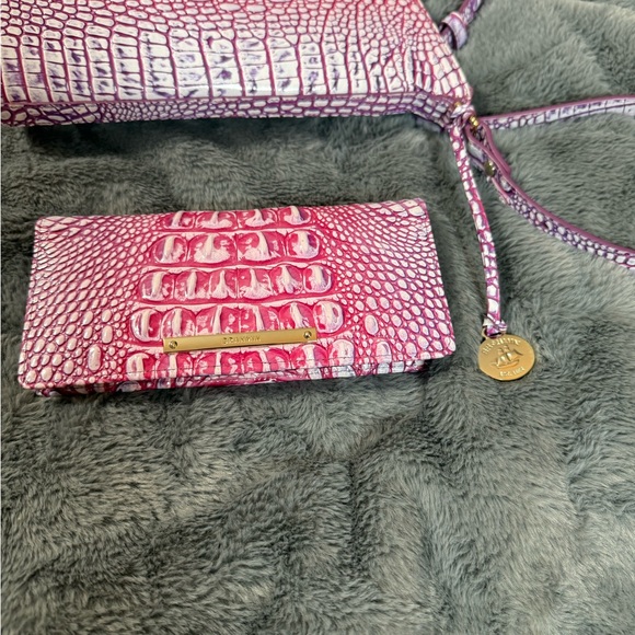Brahmin Pink Crocodile Embossed Shoulder Bag Set - Picture 8 of 12